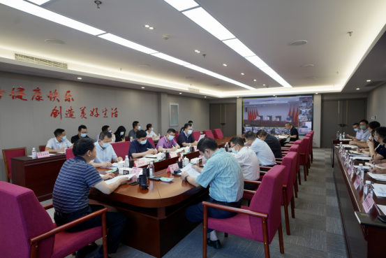四川腾博手机官网集团召开疫情防控事情向导小组2022年第3次聚会 集团党委书记、董事长、疫情防控事情向导小组第一组长任丁主持聚会并讲话